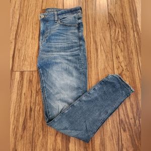 Womans Skinny Stretch  American Eagle Jean
